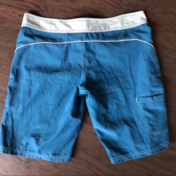 Billabong board shorts - size 7 - Picture 3 of 3